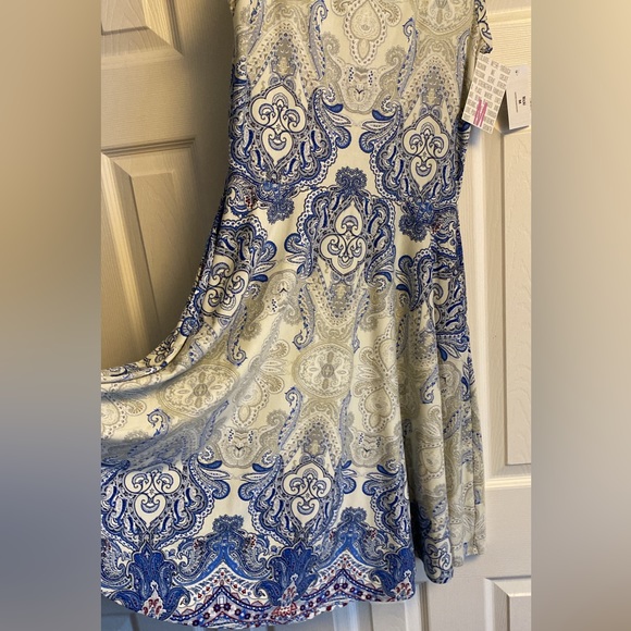 NWT Nicki Dress with Pockets Blue Cream - Picture 2 of 2